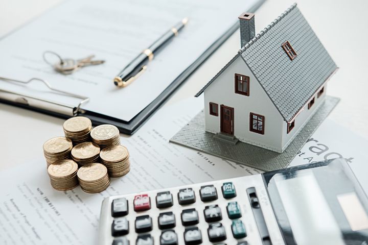When Does Refinancing Make Sense