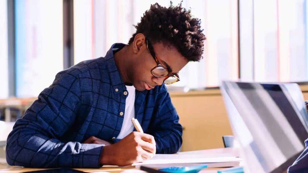 When Not to Refinance Private Student Loans
